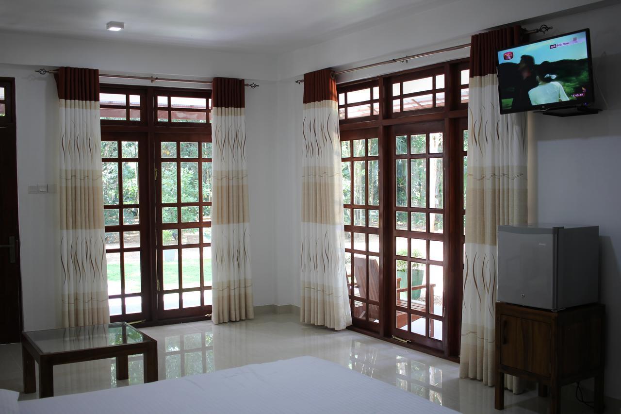 Gem Field Rest Bed & Breakfast Ratnapura Exterior photo